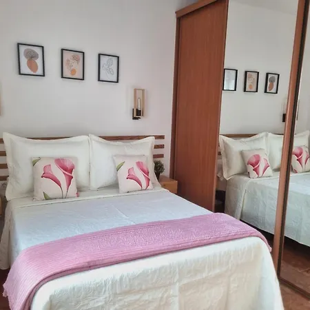 Roque's House A Apartman *