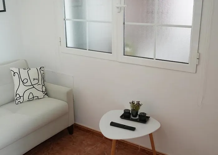 Roque's House A