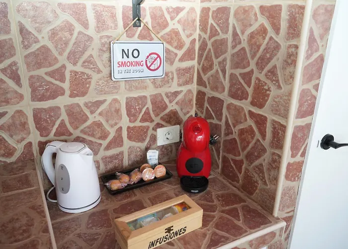 Roque's House A