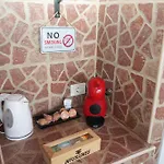 Roque's House A