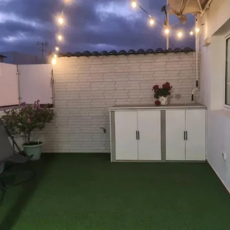 アパート Roque's House A